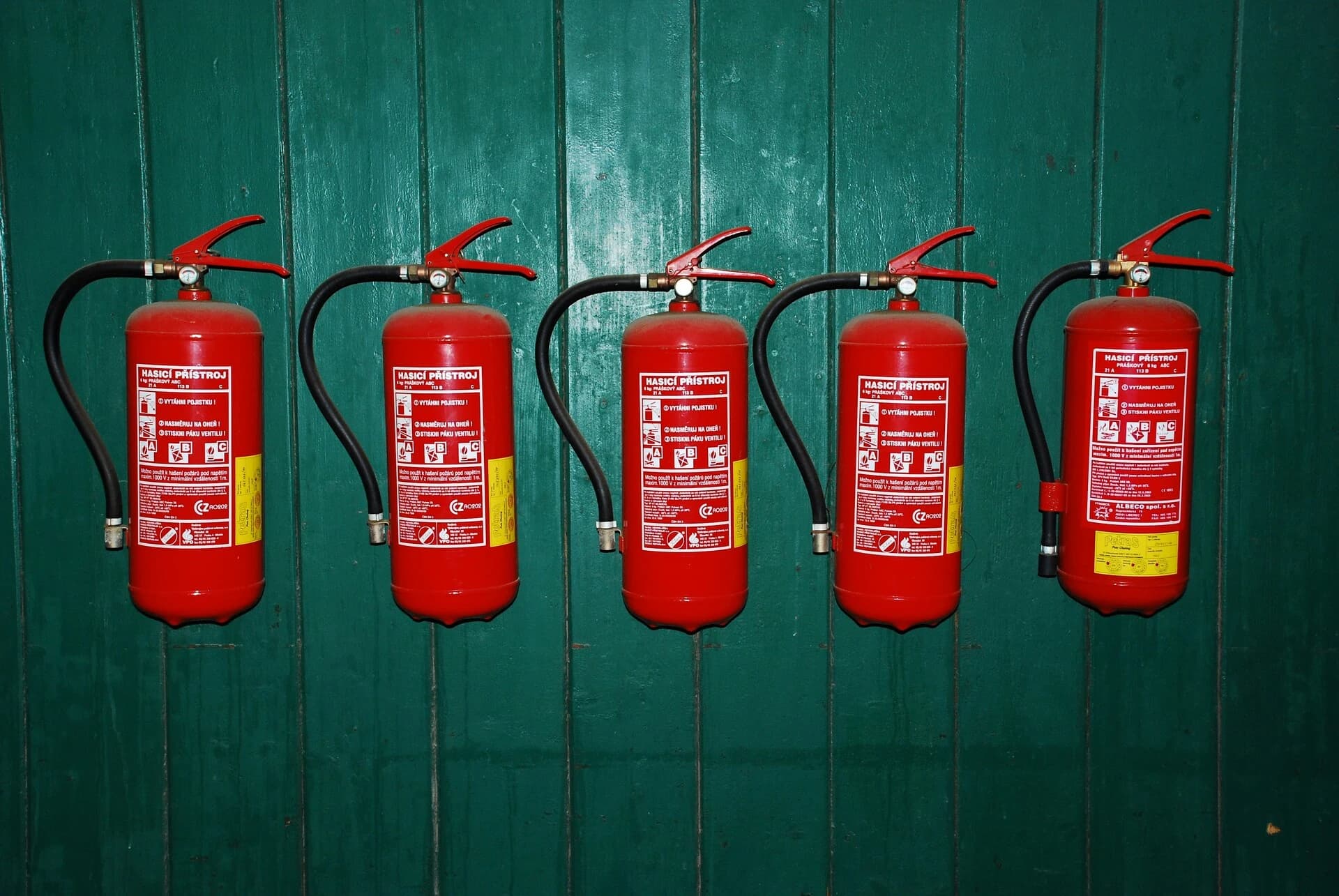 Prüfung von Feuerlöschern