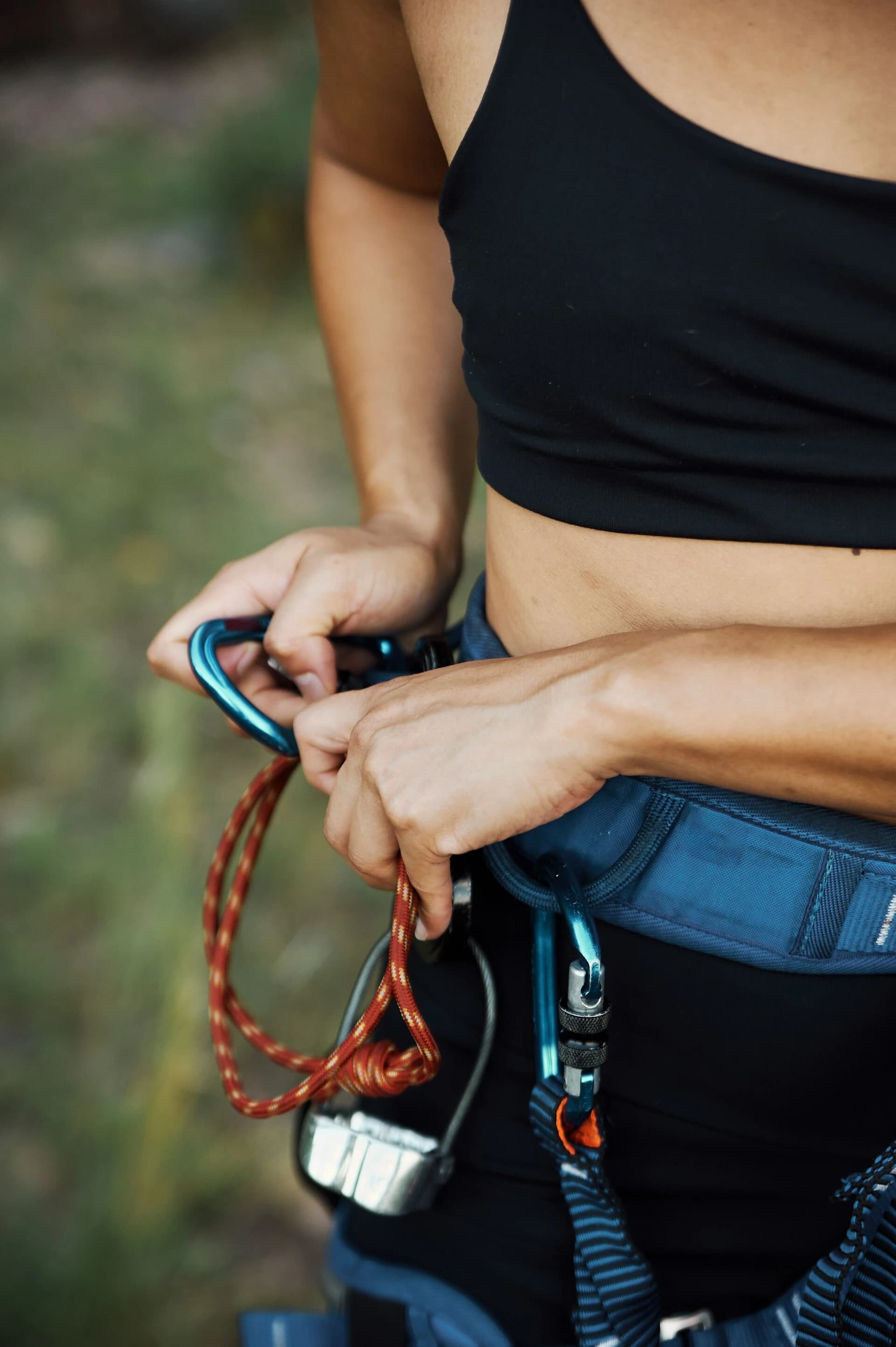 Beschaffung von Rettungsmitteln und Absturzsicherungen