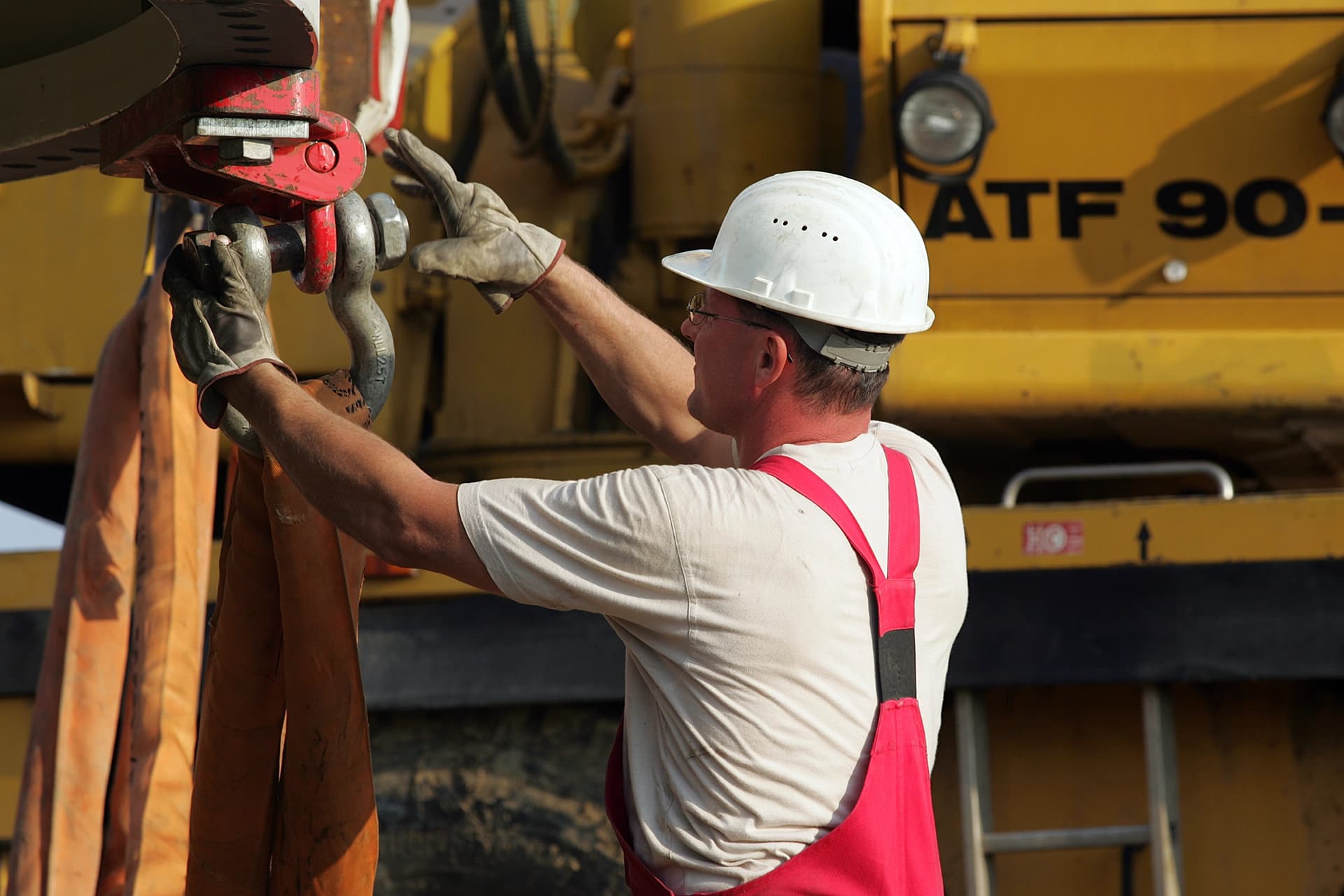 Lastaufnahmemittel Prüfung